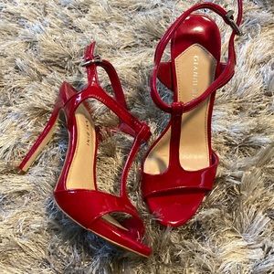 Gianni Bini Size 7 Red Sandals Great Condition